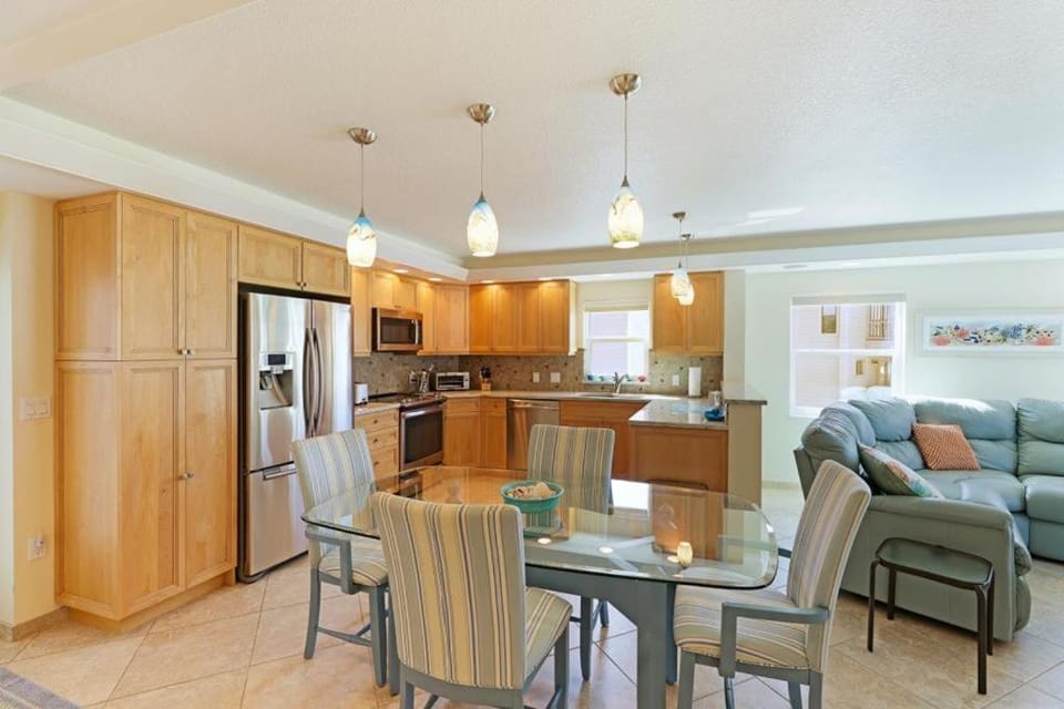 Condo 201 - Premium Villa in Siesta Beach