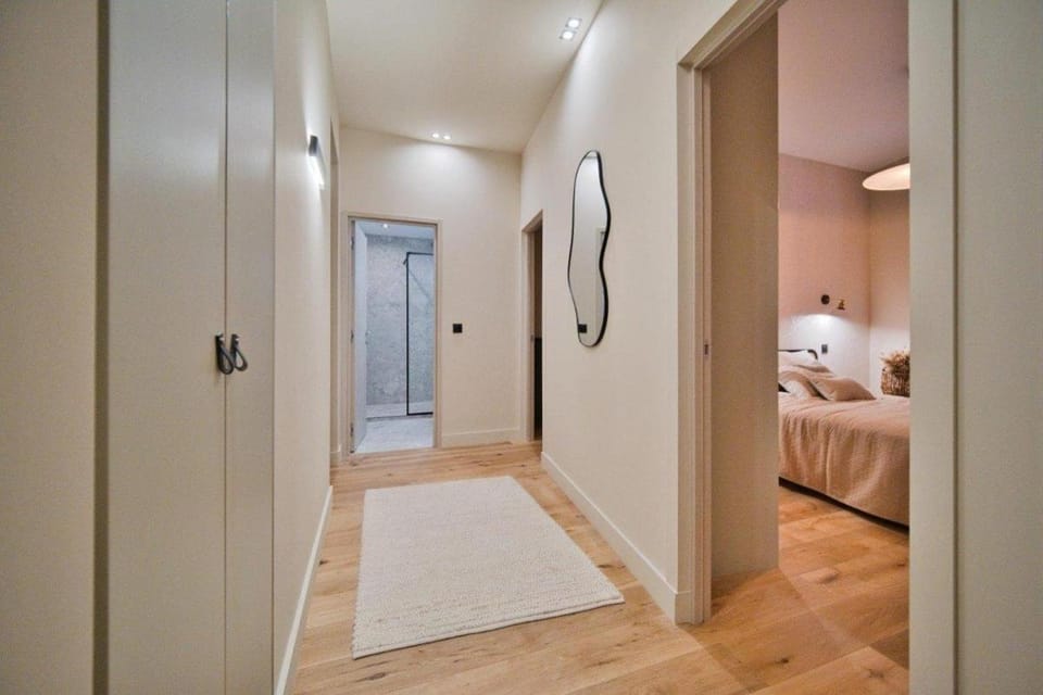 MAYERBEER - Apartment 2 bedrooms with balcony Apartment in Nice
