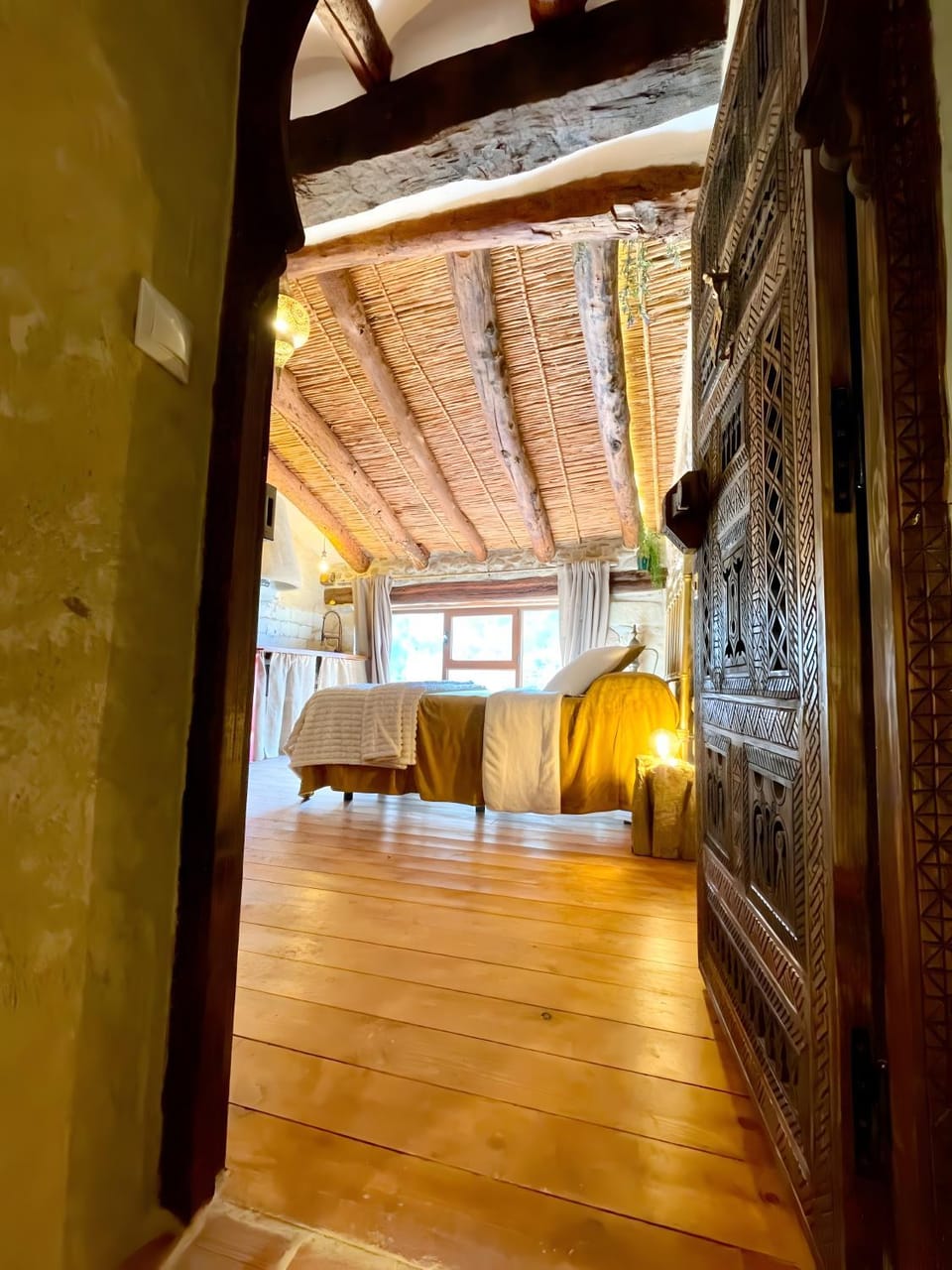 Property building, Living room, Bedroom