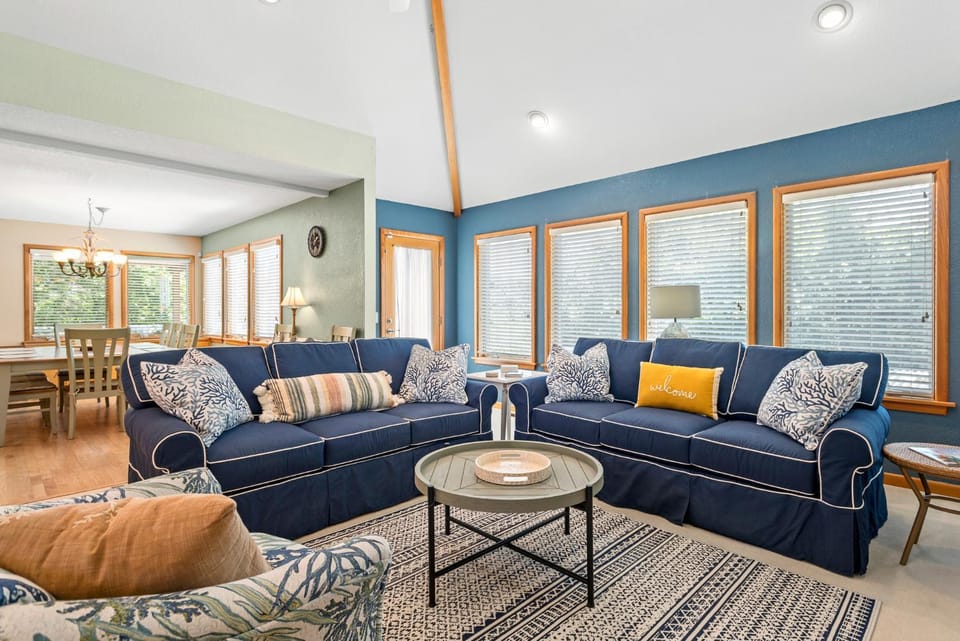 Blue Oasis House in Southern Shores