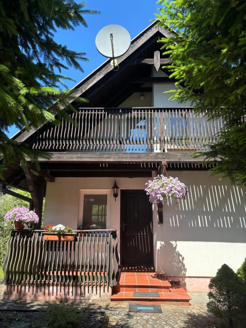 Domek Słonecznego Poranka House in Pomeranian Voivodeship