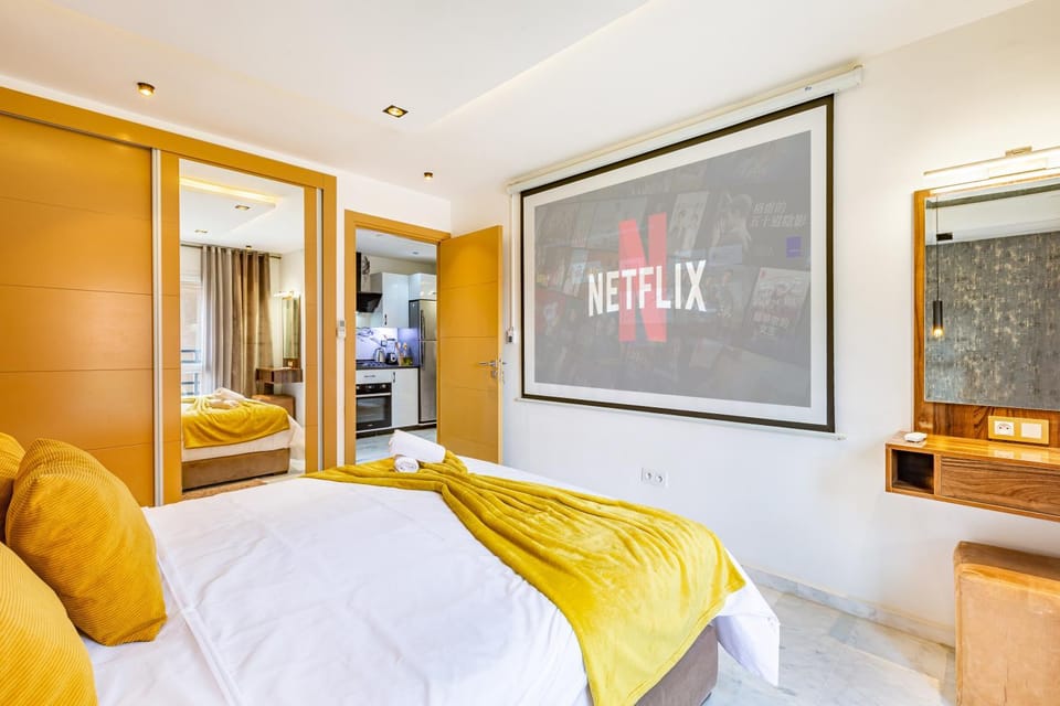 Luxury CINÉMA-BEDROOM AK04 Guéliz-TopCenter Apartment in Marrakesh