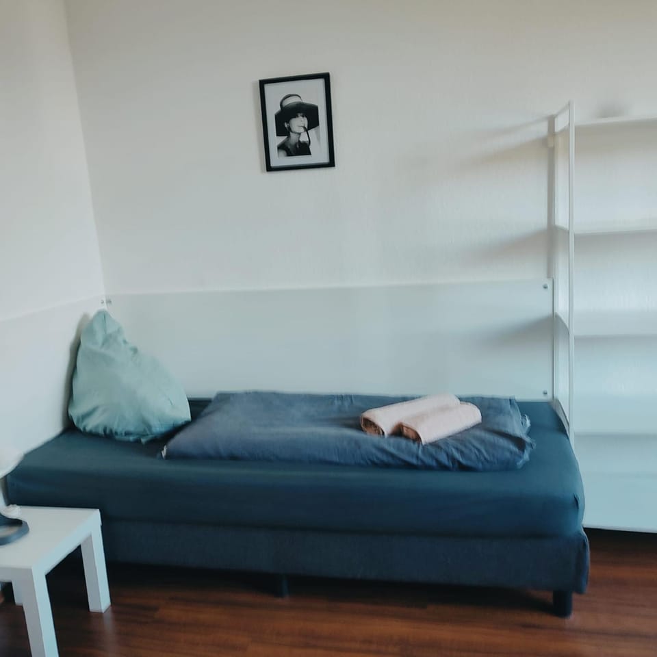 Monteurwohnung Ferienwohnung Duisburg Grenze Düsseldorf Apartment in Duisburg