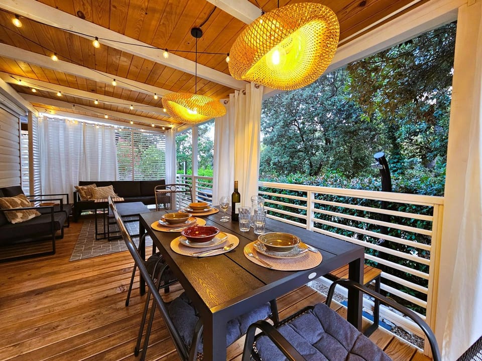 Garden, View (from property/room), Balcony/Terrace, Seating area, Dining area, Garden view