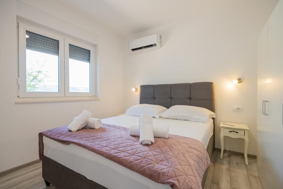 Villa Marica Grubine Imotski Villa in Split-Dalmatia County