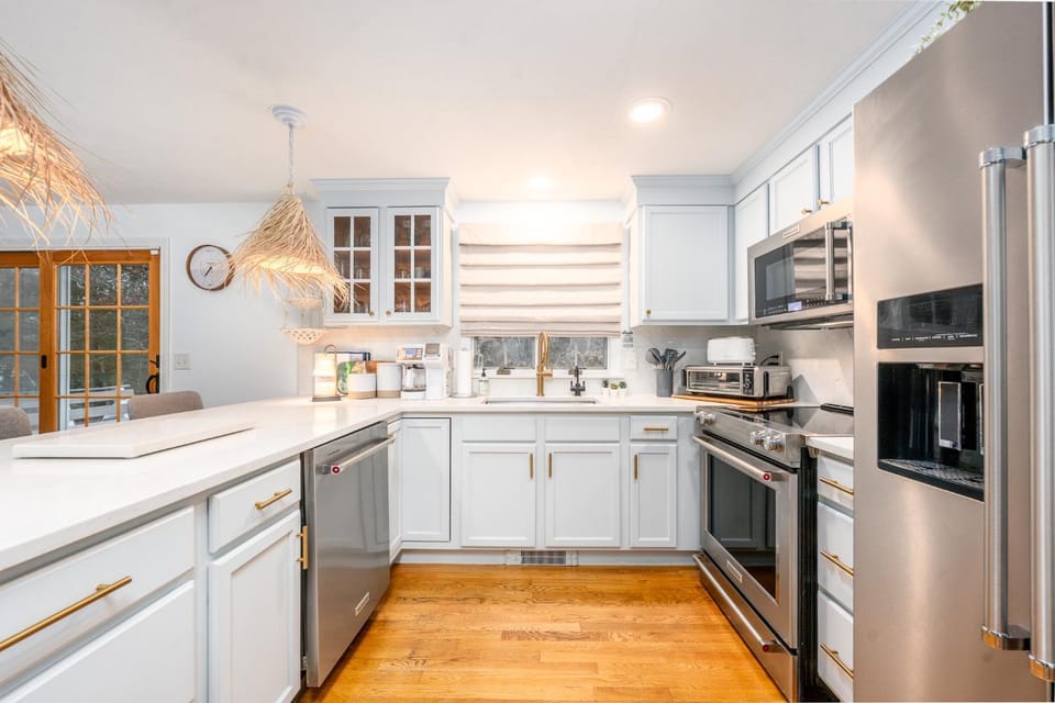 Coffee/tea facilities, Kitchen or kitchenette, dishwasher, minibar, oven, stove, toaster