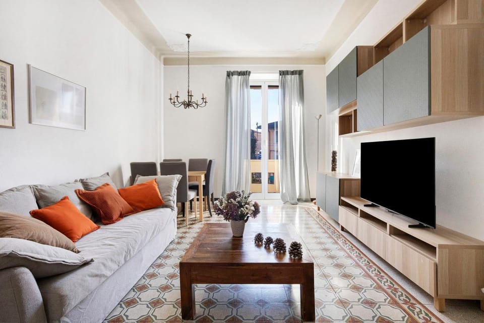 Property building, Living room