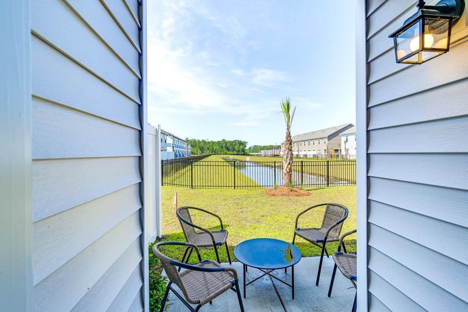 2 Mi to Shore Newly Built Surfside Beach Gem House in Surfside Beach