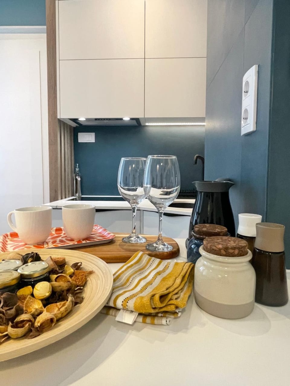 Kitchen or kitchenette, Food and drinks, Food