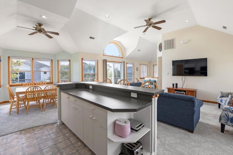 Bayberry Breeze House in Corolla