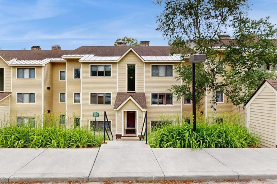 Vantage Point #7 Apartment in Winhall