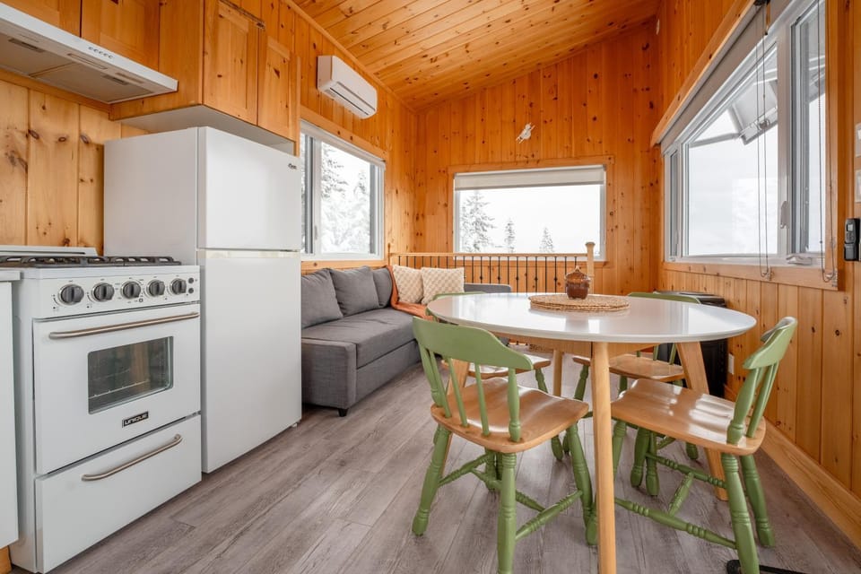 Le Hélios - MicroChalet au Maelstrom Chalet in Quebec City