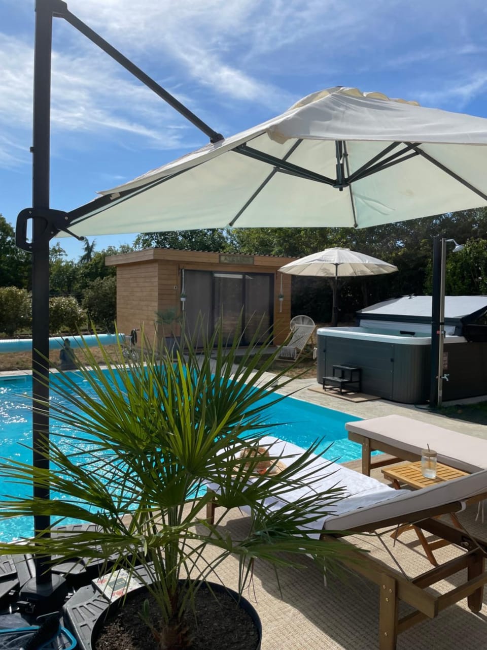 O'Manava Lodge & Bien-Etre Bed and Breakfast in Occitanie
