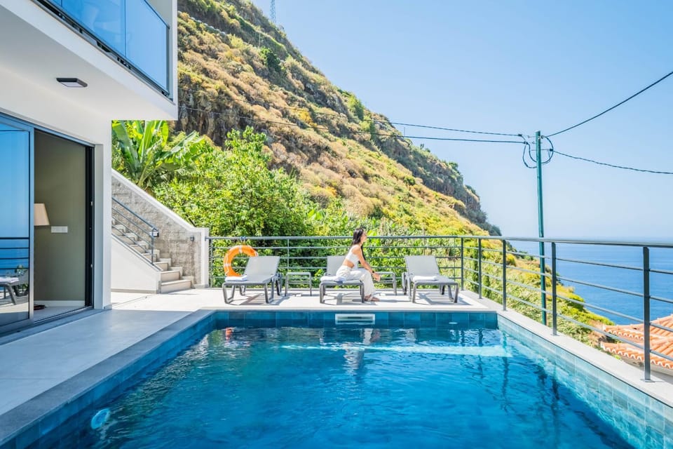 Atlantic Pebble Villa Villa in Madeira District