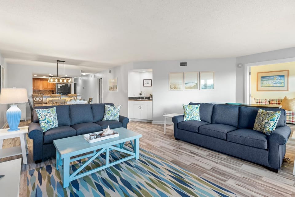 Cast~A~Waves Apartment in Nags Head