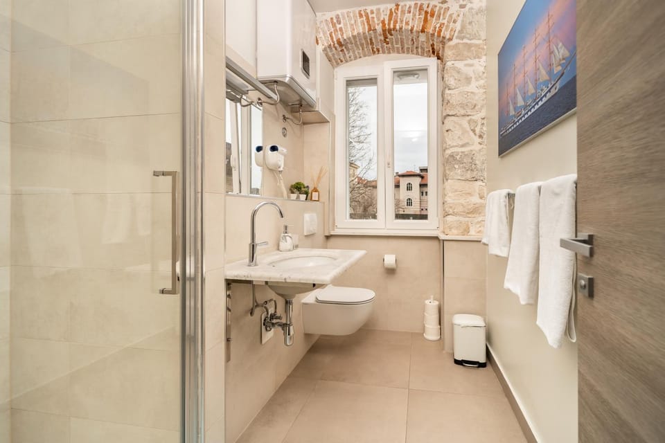 Tifani Luxury Rooms Bed and Breakfast in Split