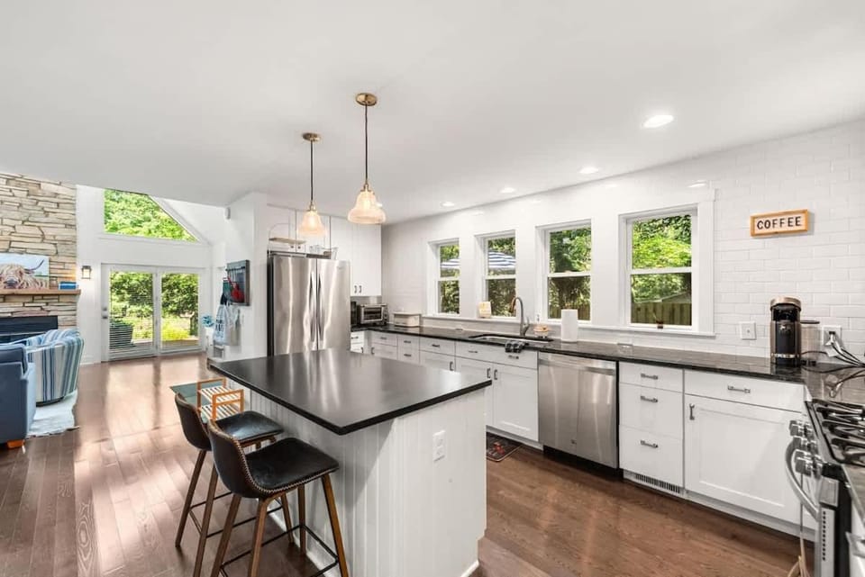 Oasis in the Woods House in Michiana