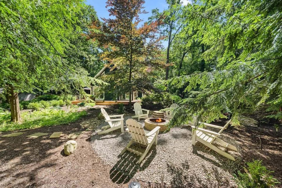Oasis in the Woods House in Michiana