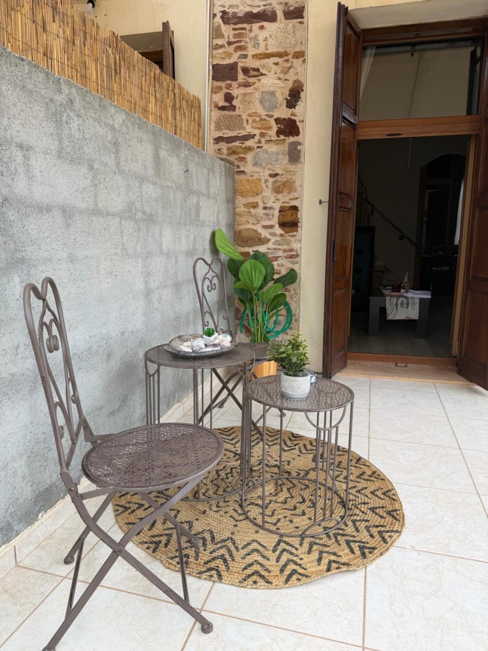 Stone Lodge in Castle B Apartment in Decentralized Administration of the Aegean