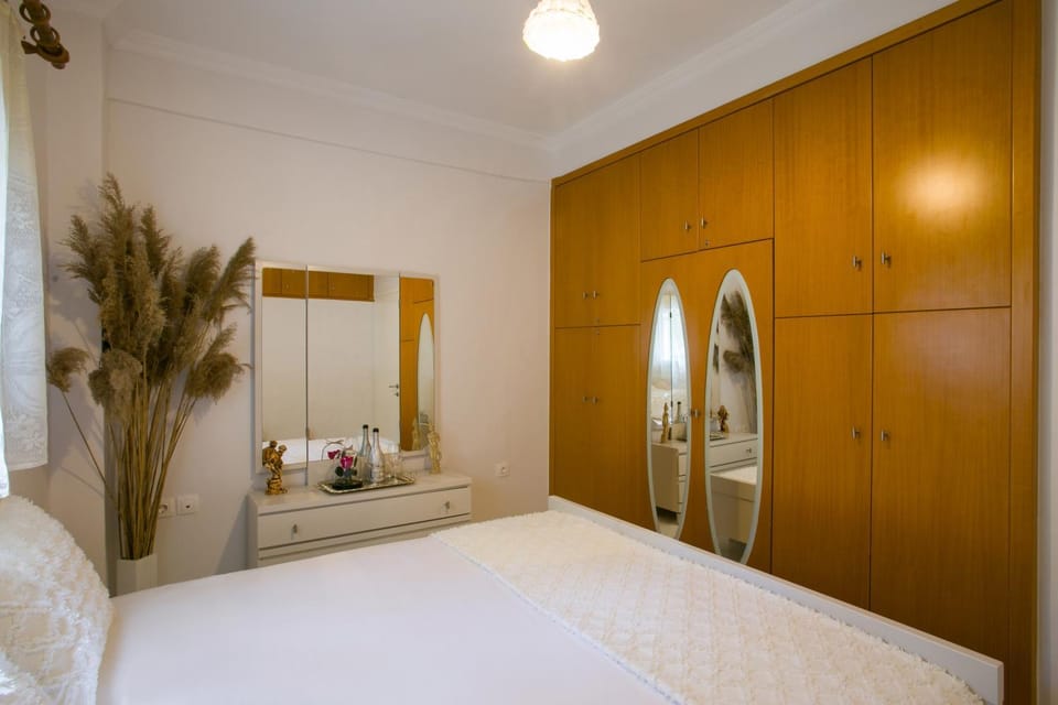 Bed, Bedroom, wardrobe
