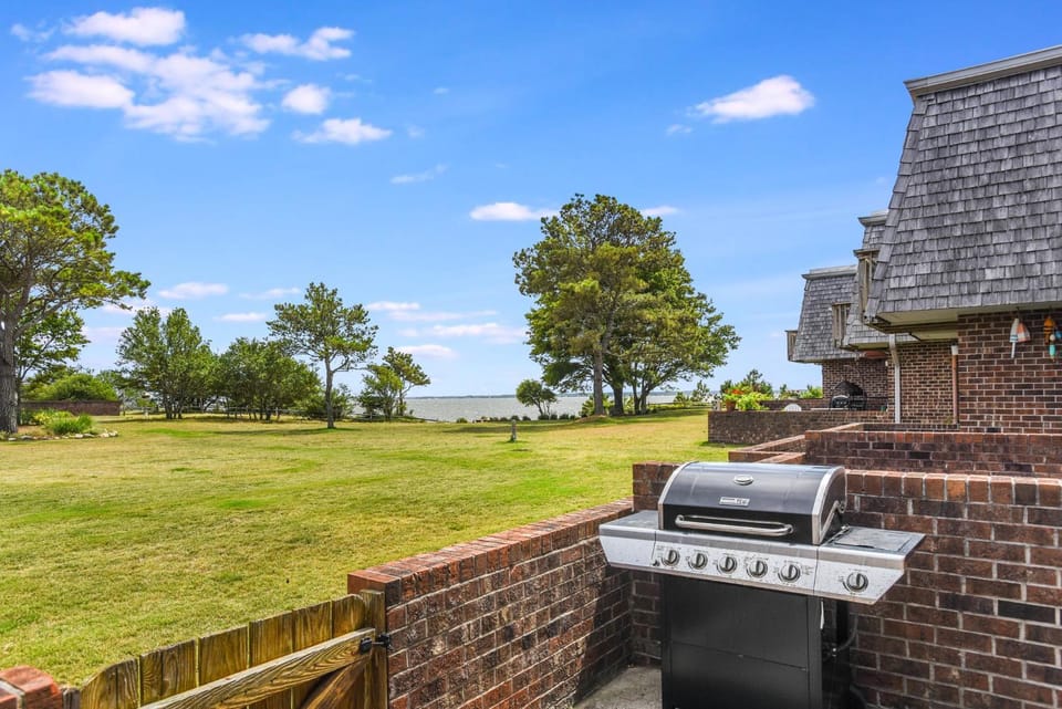 Delightful Dolphin House in Nags Head