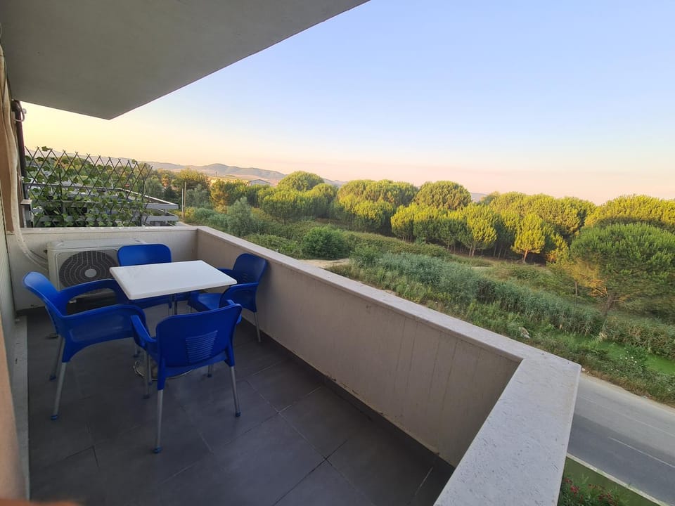 Apartament Gjiri Lalzit San Pietro Apartment in Europe