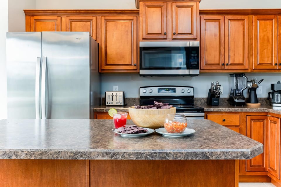 Dublin Village Townhome House in Roseland