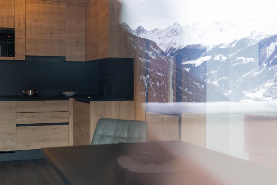 Kitchen or kitchenette, Mountain view