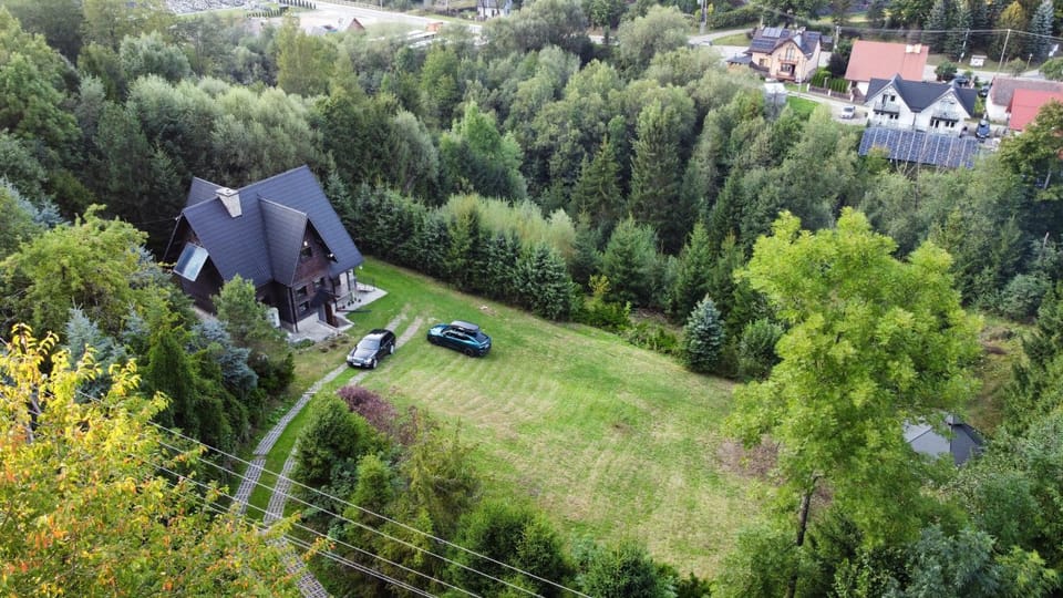 Property building, Day, Bird's eye view, Garden