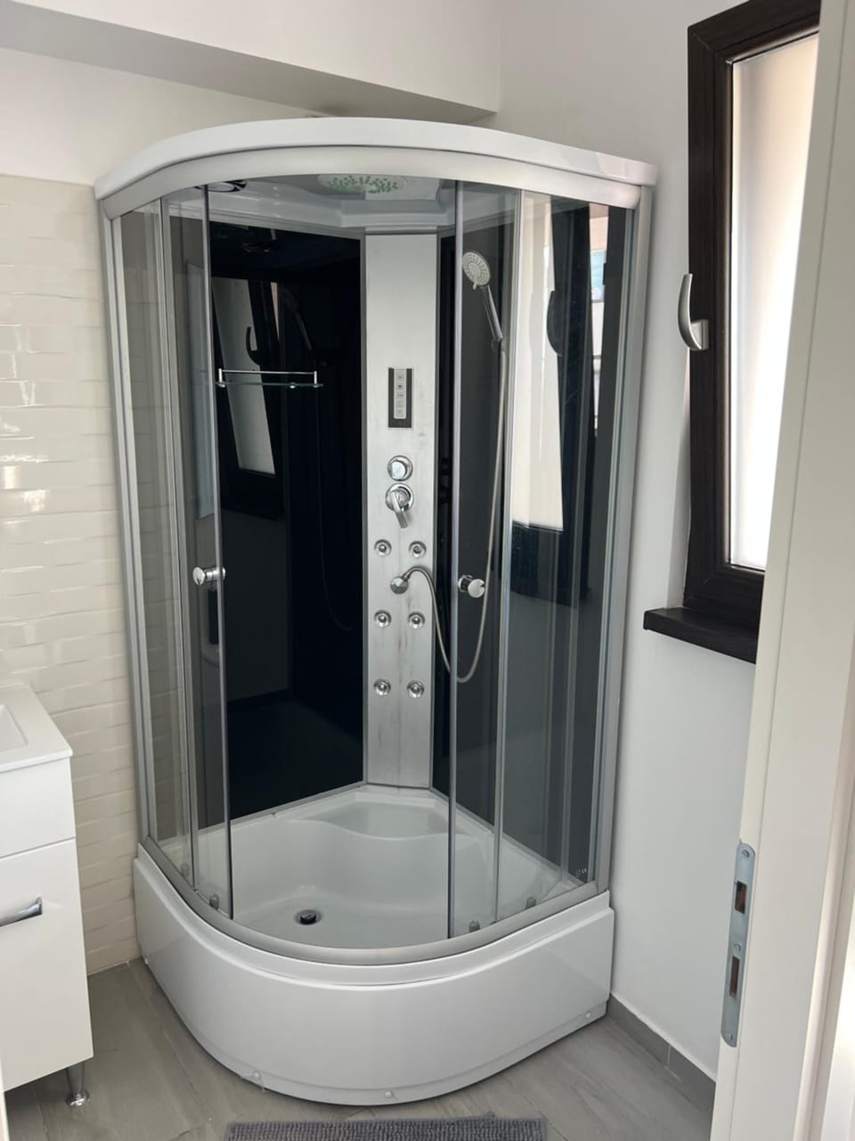 Complex Mihai Bravu Apartments Apartment in Bucharest