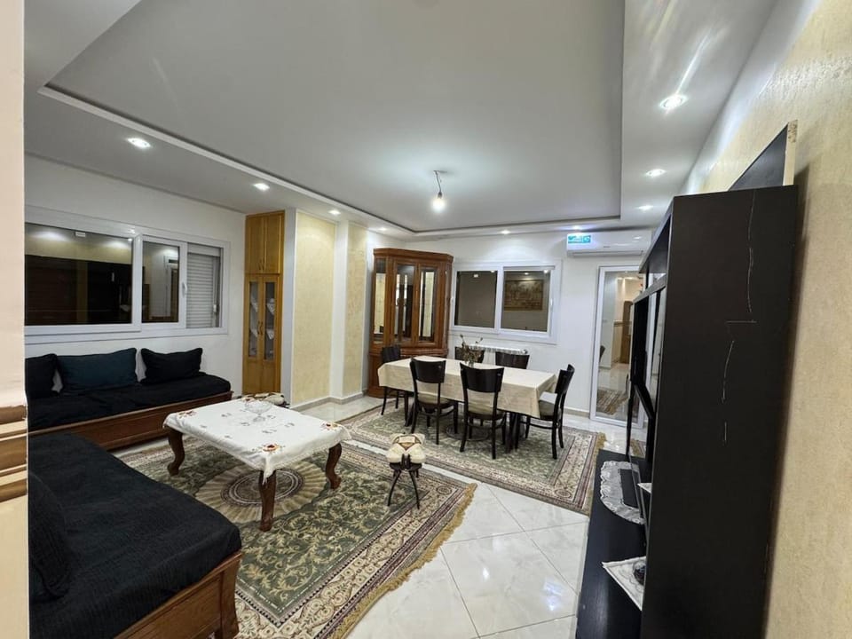 Bord de mer Apartment in Algiers [El Djazaïr]