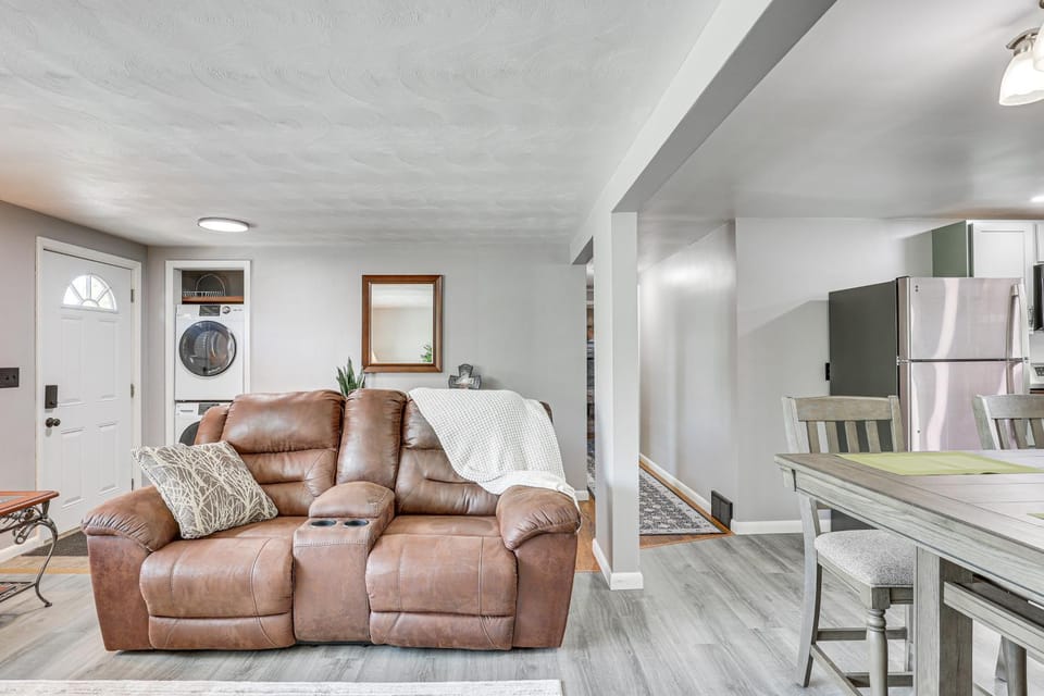 Fish, Hike and Golf Leisurely Navarre Home with Yard! House in Ohio