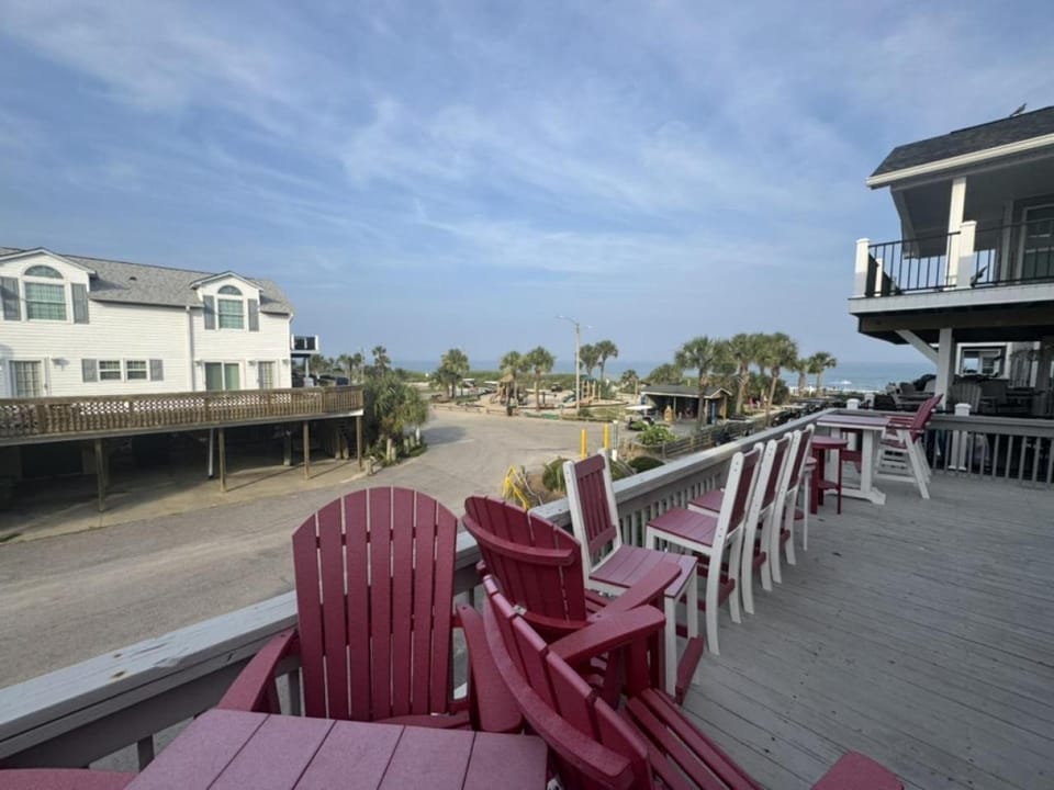 Ocean View, Ocean Lakes, Luxury House in South Carolina