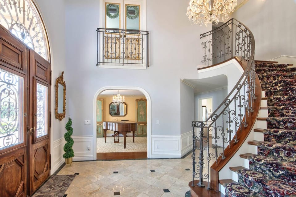 Fountainhead Vineyards Manor House in Southern California