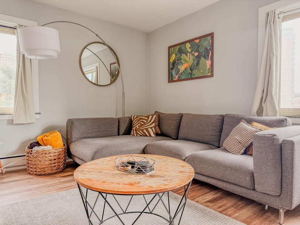 Day, Living room, Decorative detail