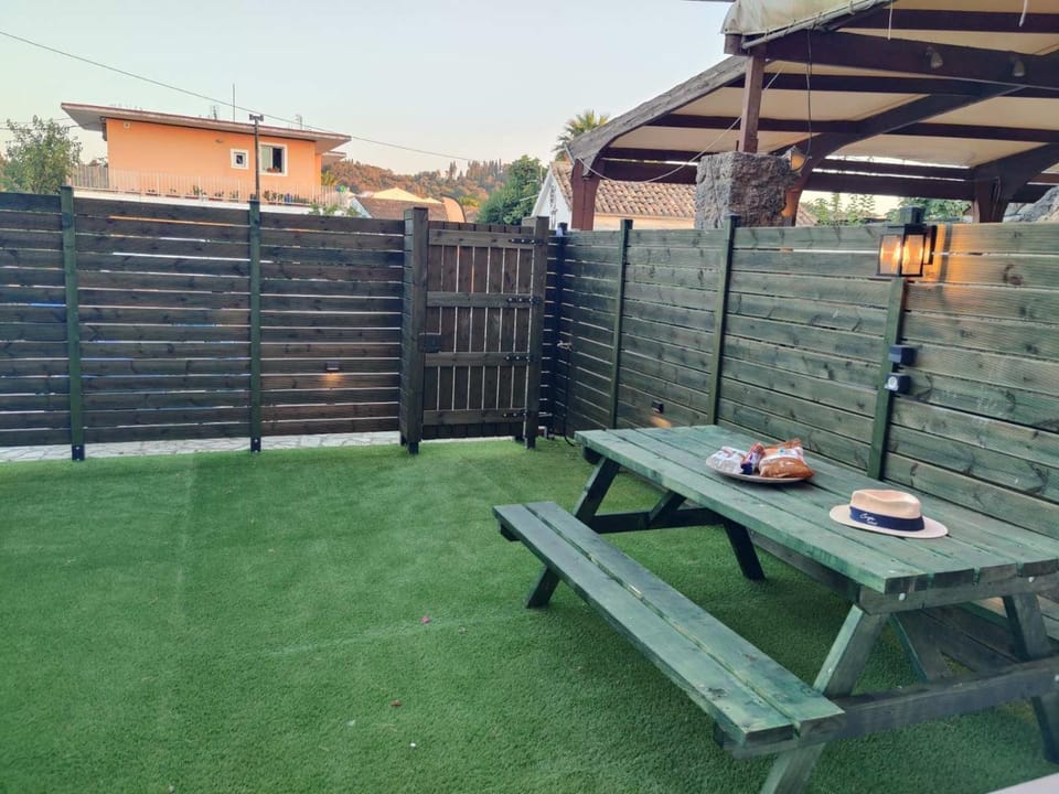 Garden, Dining area, Garden view