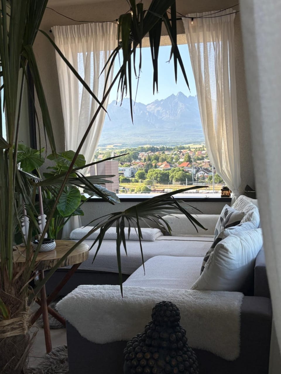 Natural landscape, View (from property/room), Balcony/Terrace, Seating area