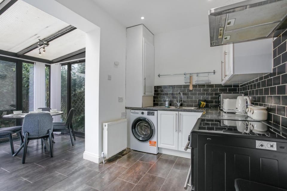 Luxury 5-bedroom home in Newcastle House in Newcastle upon Tyne
