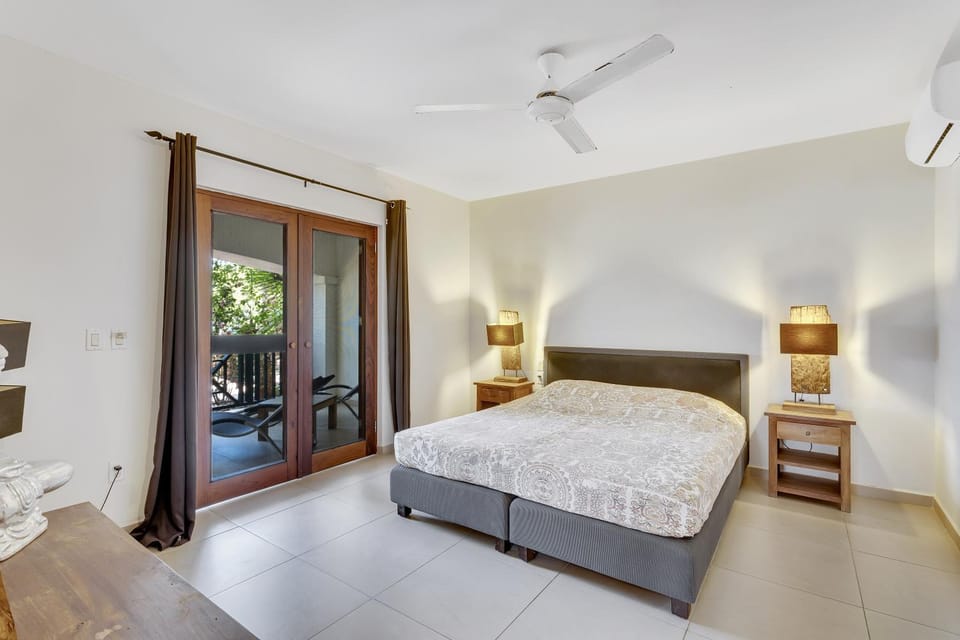 Bed, Balcony/Terrace, Bedroom, fireplace, air conditioner