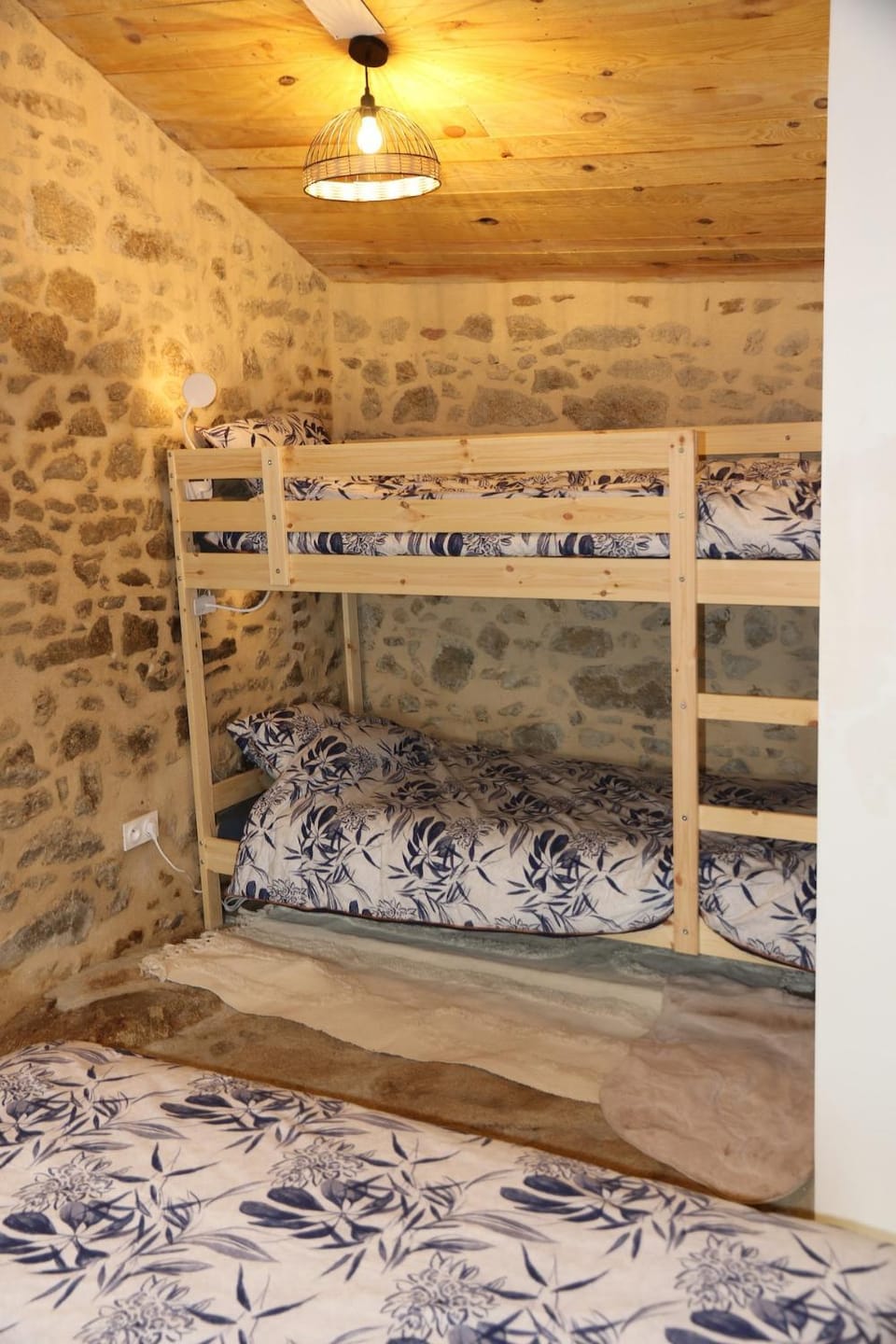 bunk bed