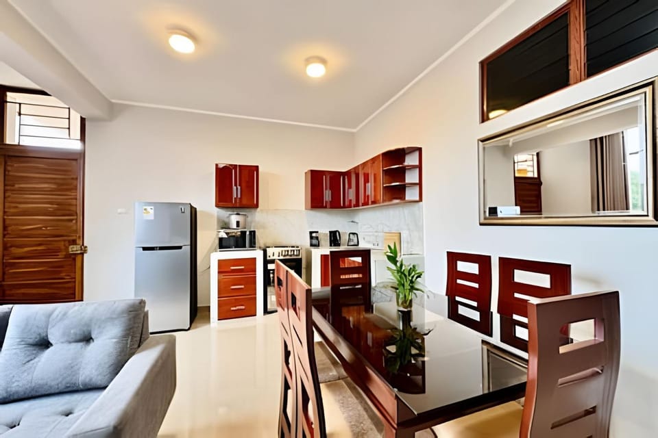 Dining area, On site