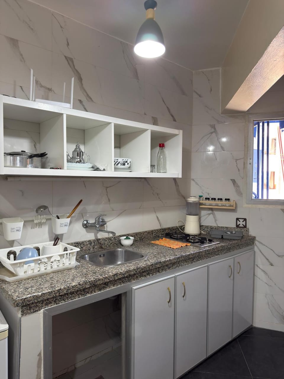 Appartement au centre ville pour les mariés seulement Apartment in Rabat
