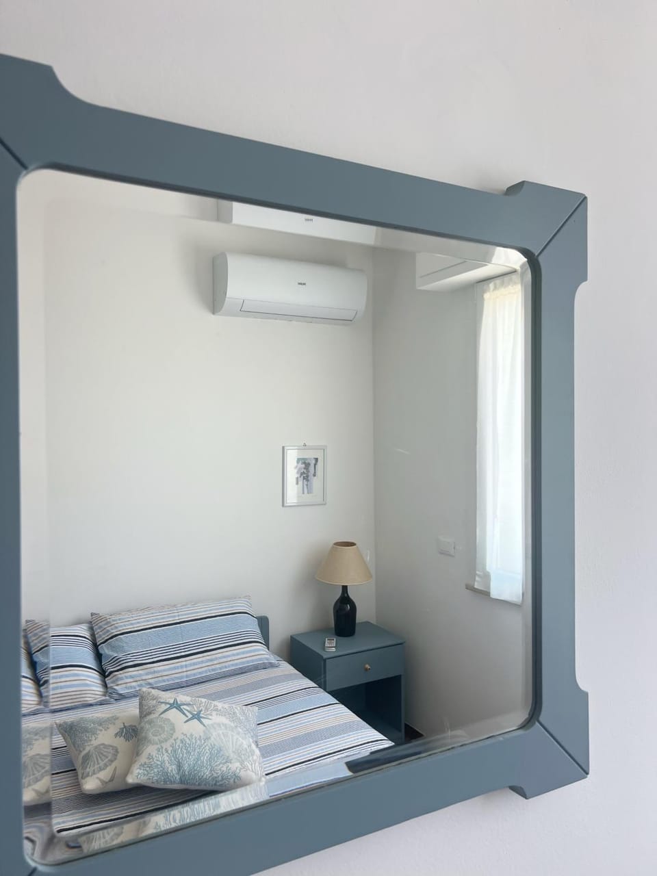 Bed, Photo of the whole room, Bedroom, air conditioner