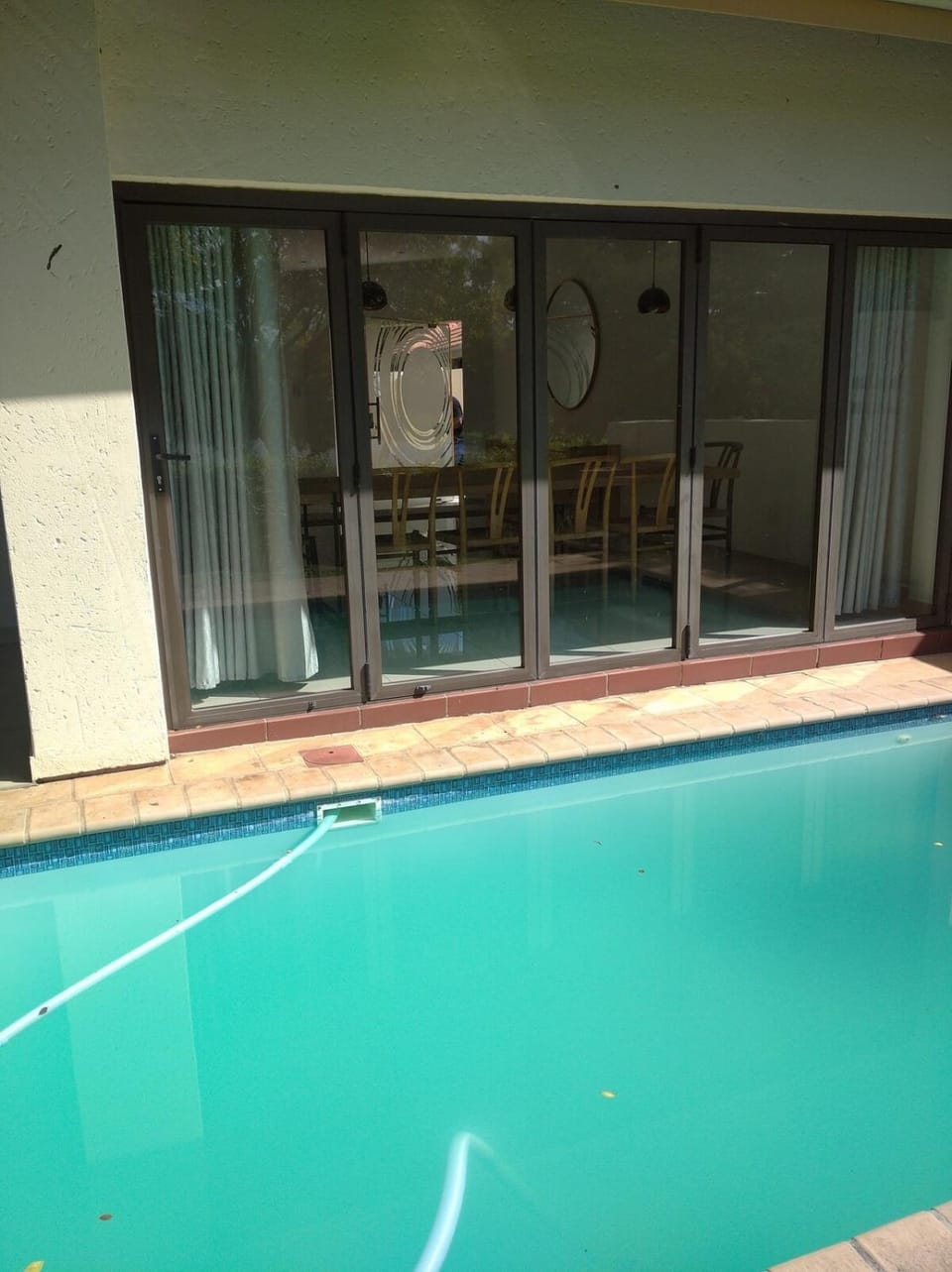 Pecanwood Villa 5BR with lake view, pool and solar Villa in Gauteng