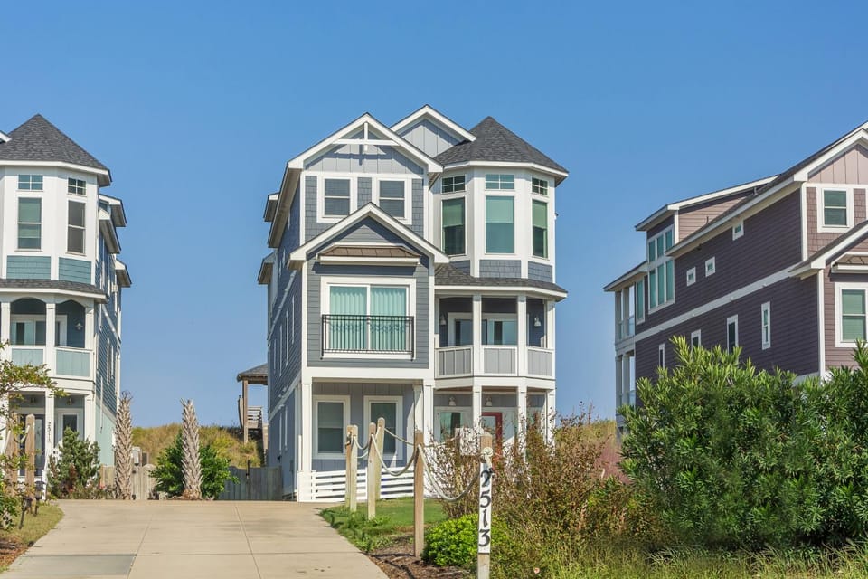 Go Your Own Wave House in Nags Head