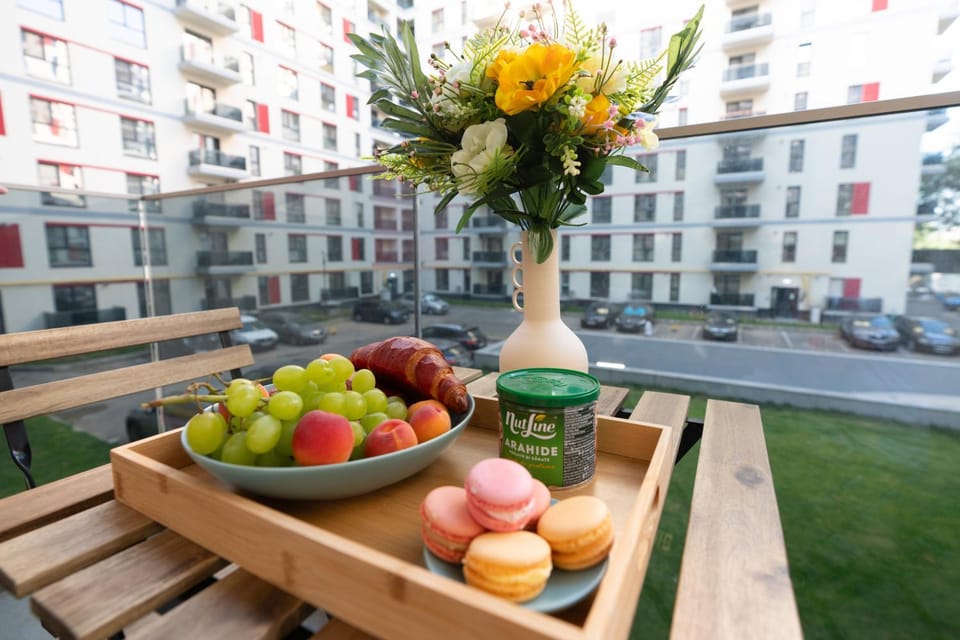Soni Exclusive Apartments 1218 Plaza with Private Parking & Self Check-in Apartment in Bucharest
