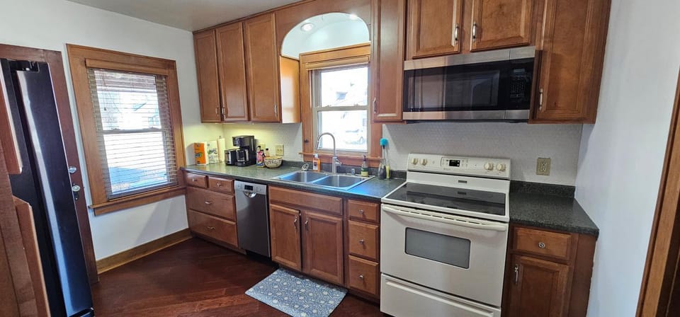 Kitchen or kitchenette, stove