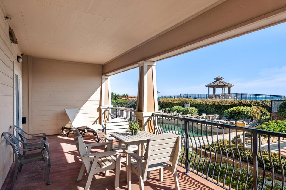 Happy Days Formerly Cowabungalow Apartment in Kill Devil Hills