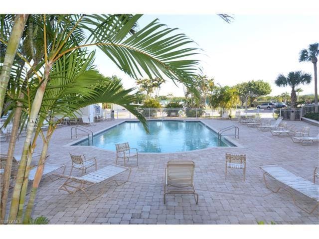 Swimming pool, sunbed