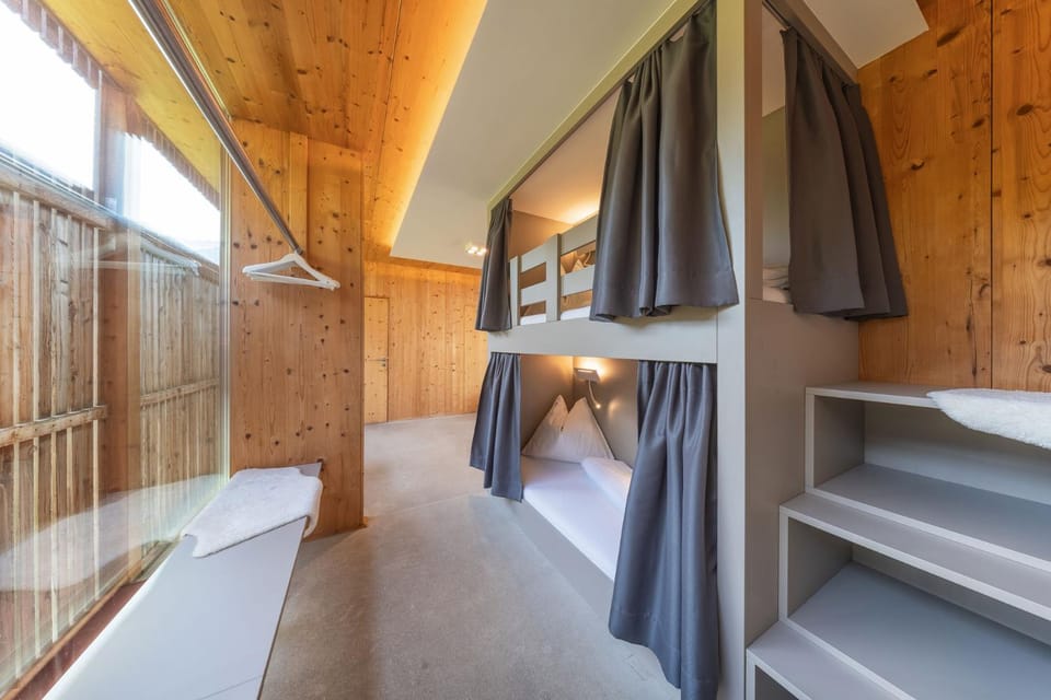 bunk bed